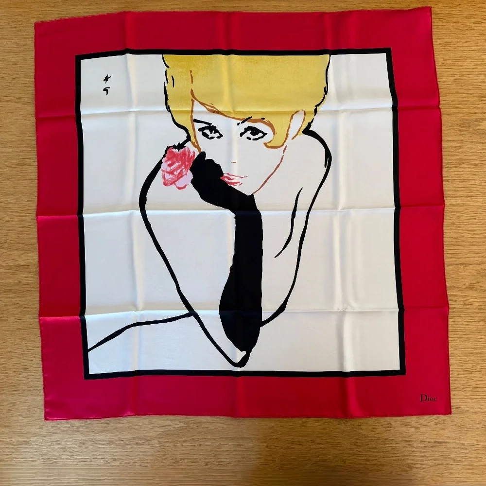 WOMEN'S DESIGNER SCARF